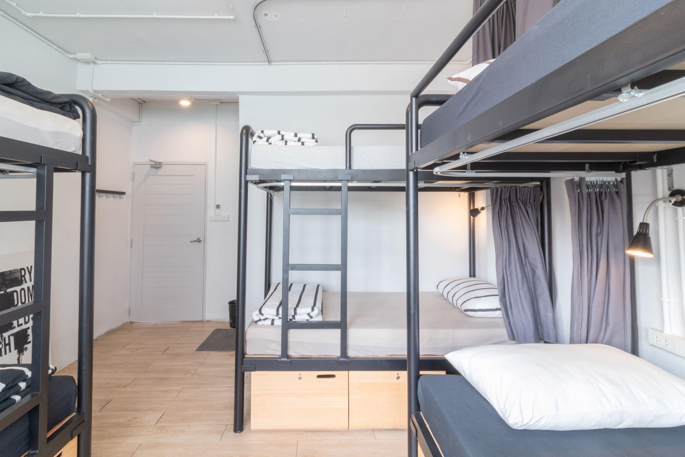 Beige Poshtels + Netflix Hostel Bangkok Kültér fotó