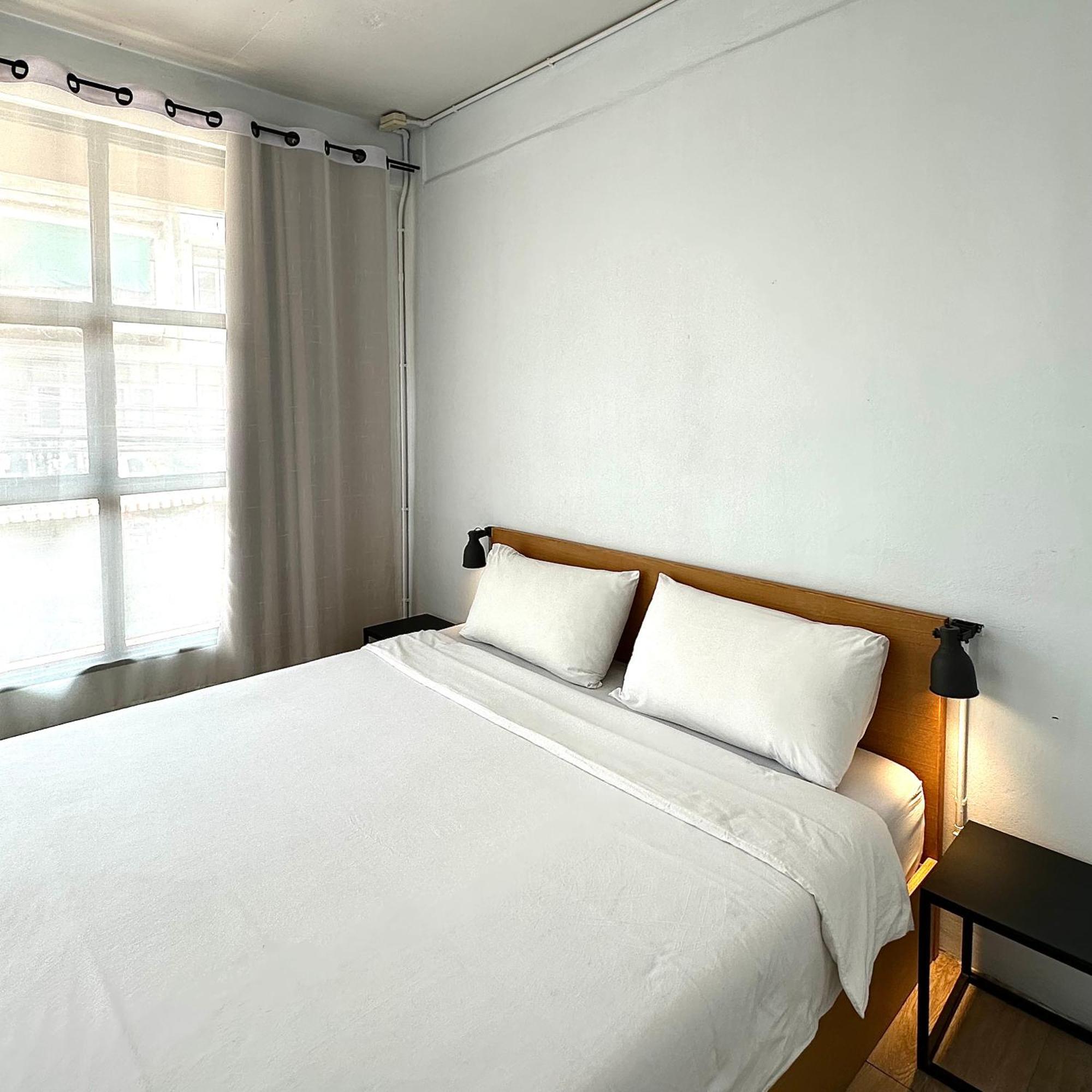 Beige Poshtels + Netflix Hostel Bangkok Kültér fotó