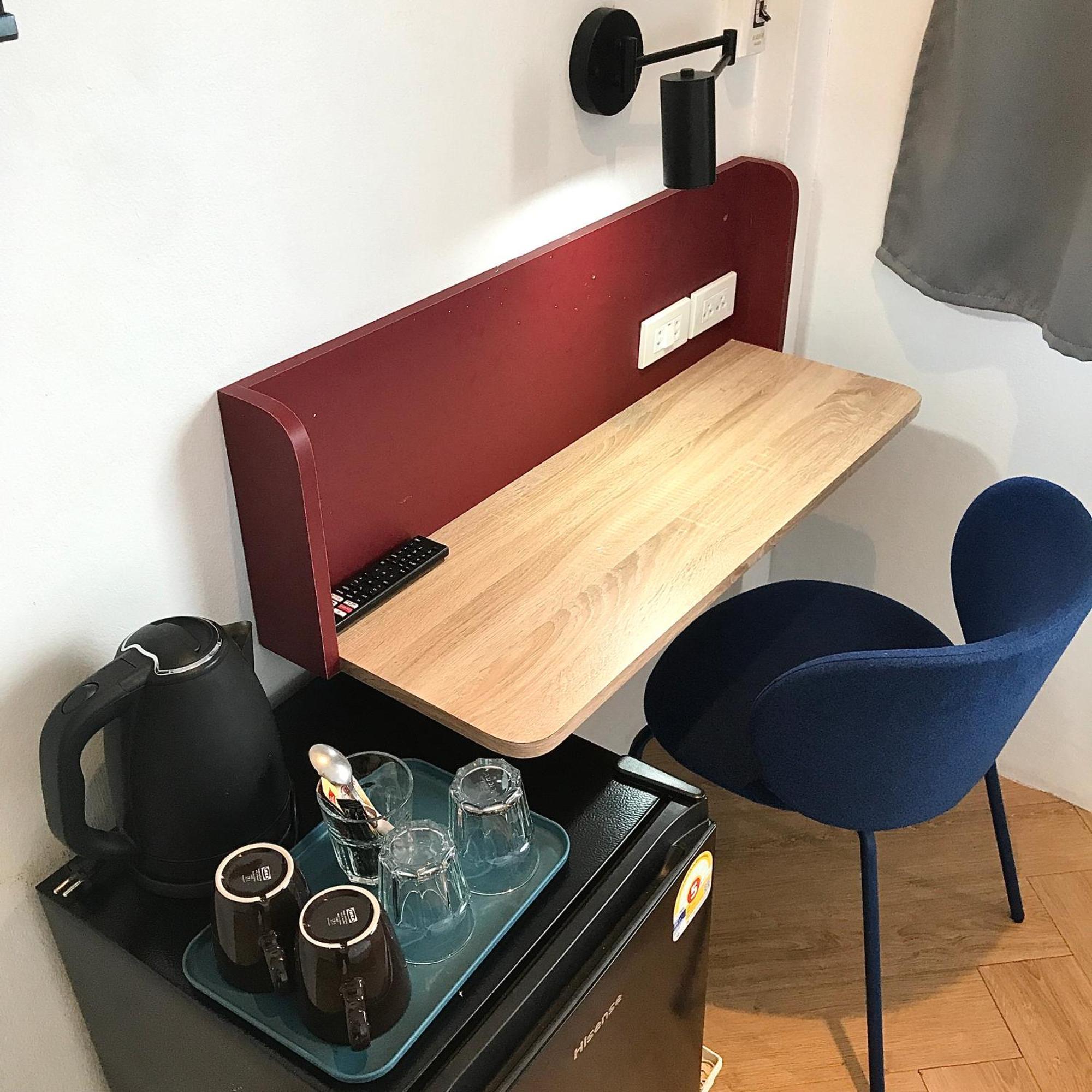 Beige Poshtels + Netflix Hostel Bangkok Kültér fotó