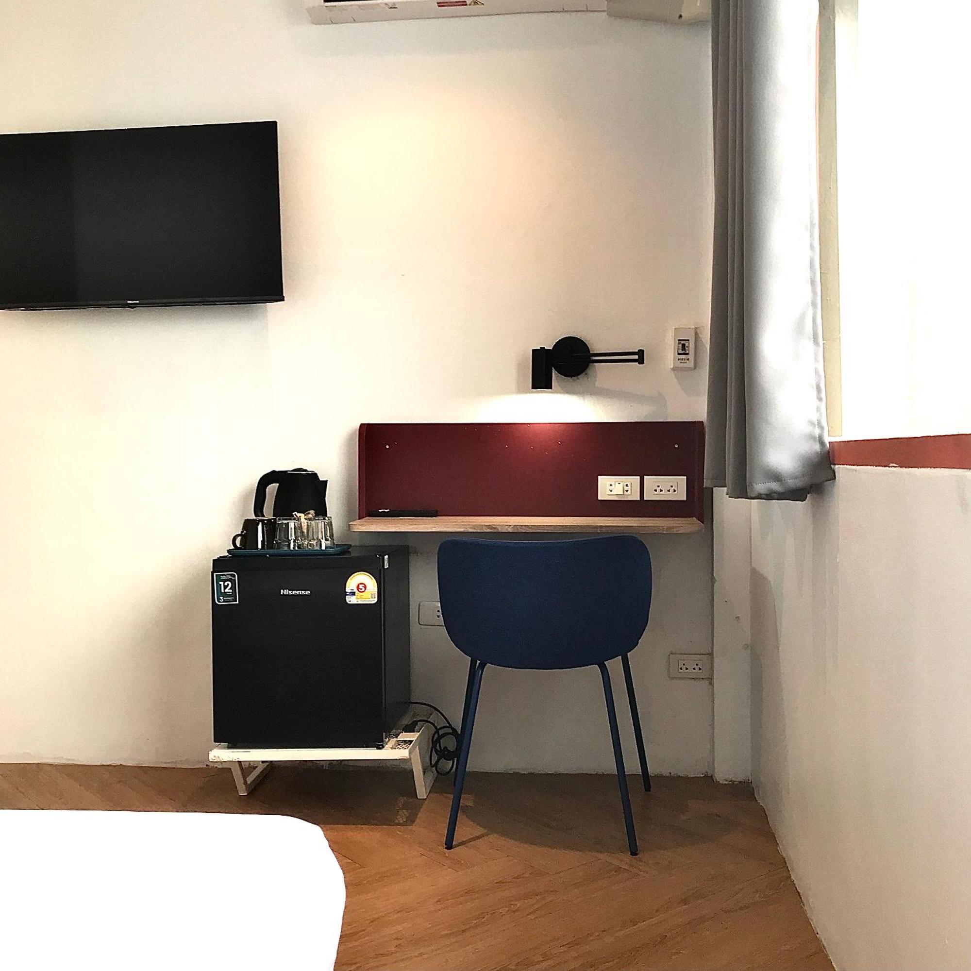 Beige Poshtels + Netflix Hostel Bangkok Kültér fotó