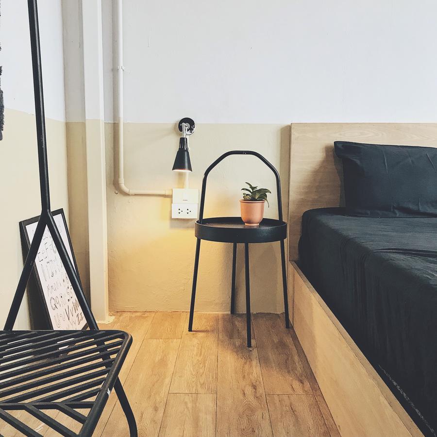 Beige Poshtels + Netflix Hostel Bangkok Kültér fotó
